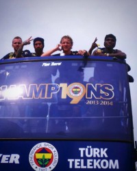 Fenerbahçe'den Şampiyonluk Turu