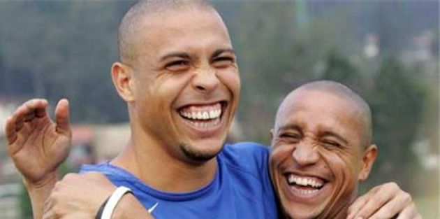 Brezilyalı Ronaldo'dan Roberto Carlos'a Destek