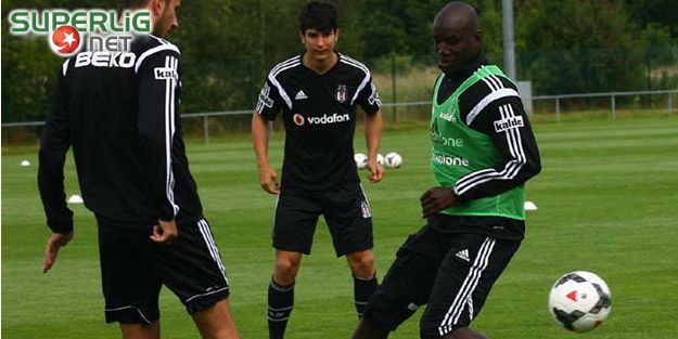 Demba Ba, ilk idmana çıktı