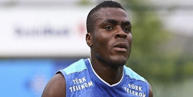 Emenike'den transfer açıklaması!