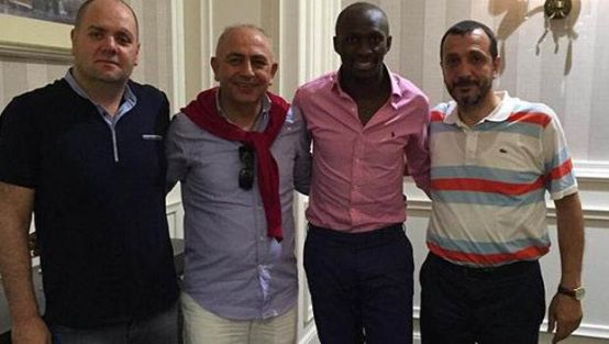 FLAŞ! Mbia'dan Trabzonspor'a 3 yıllık imza