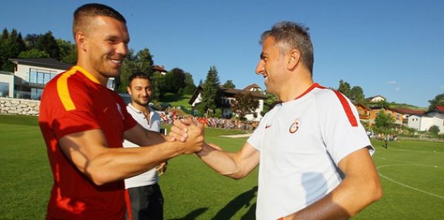 Podolski ilk idmanına çıktı!